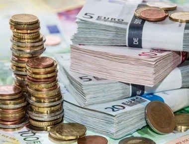 Οι πέντε ανατροπές που έρχονται στη φορολογία: Ποιοι φόροι αυξάνονται – Ποιοι φορολογούμενοι κερδίζουν